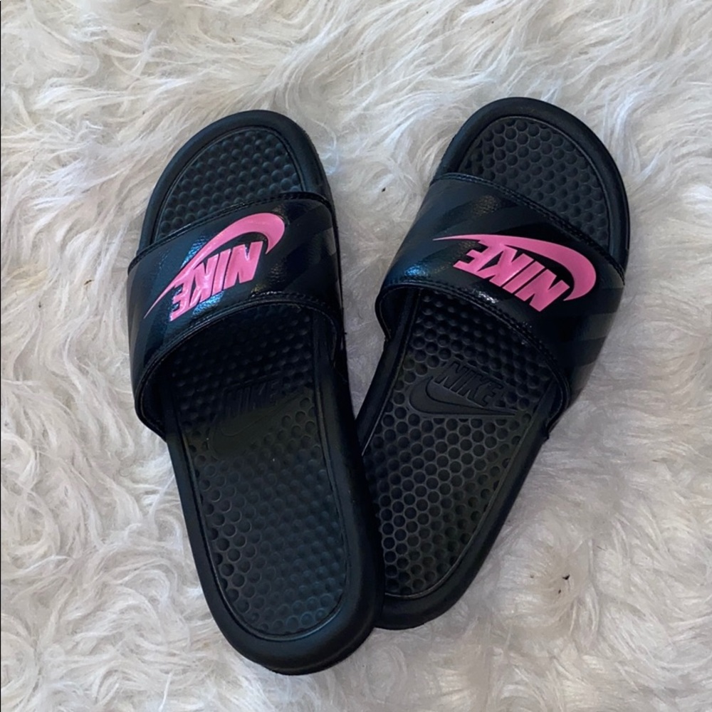 Nike slides